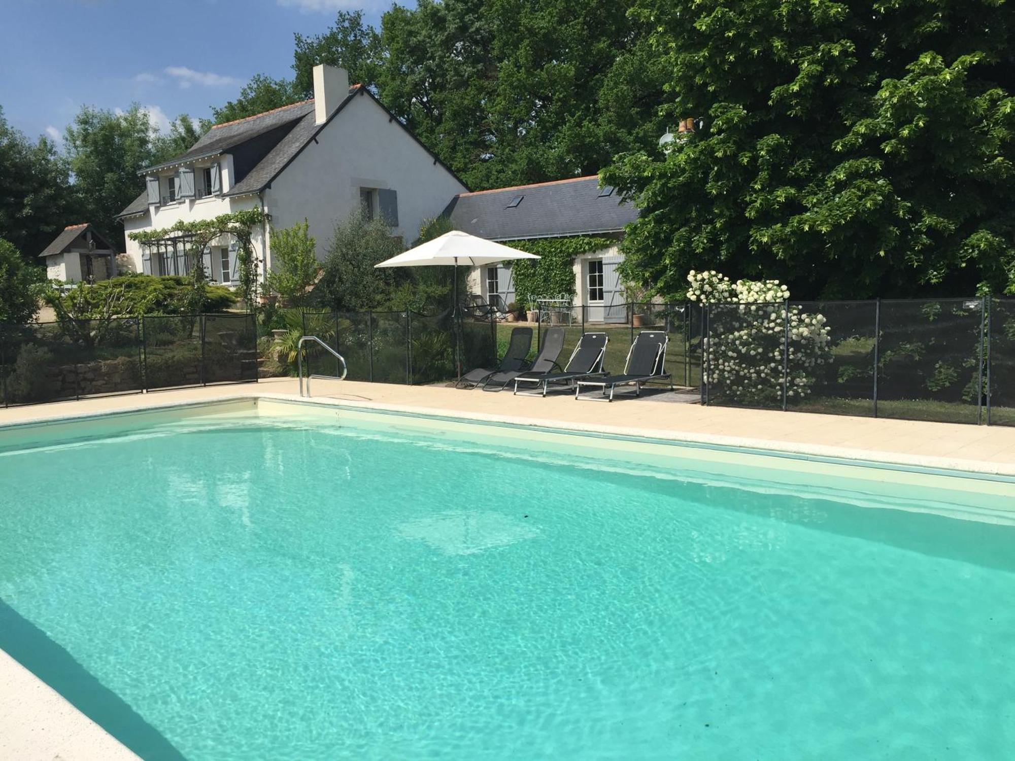 La Butte De Gohier Bed & Breakfast Blaison ภายนอก รูปภาพ